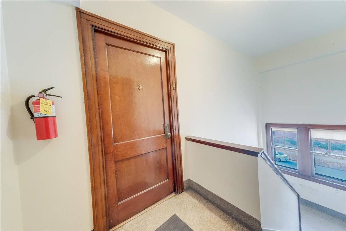 408 N State ST #12, Champaign, IL 61820