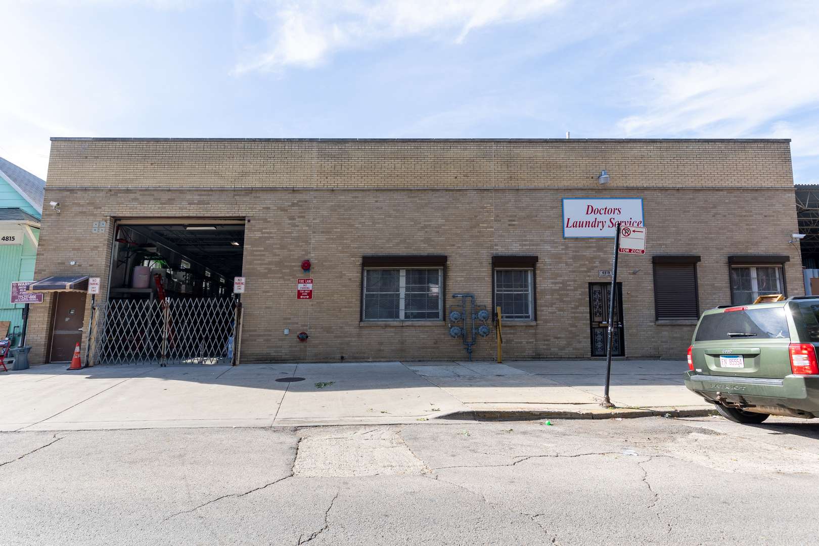 4821 W Cortland ST, Chicago, IL 60639