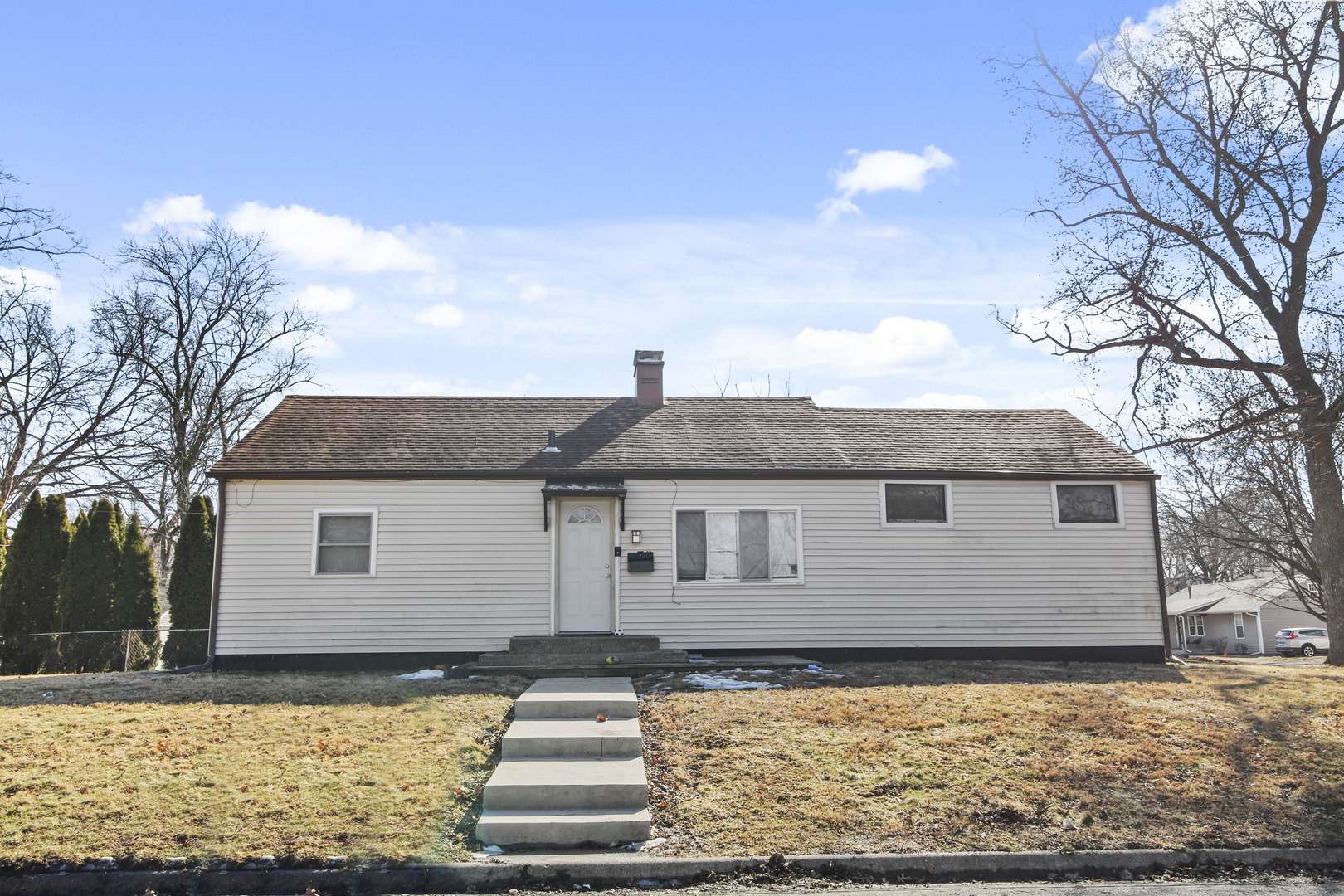 Address not disclosed, Champaign, IL 61821