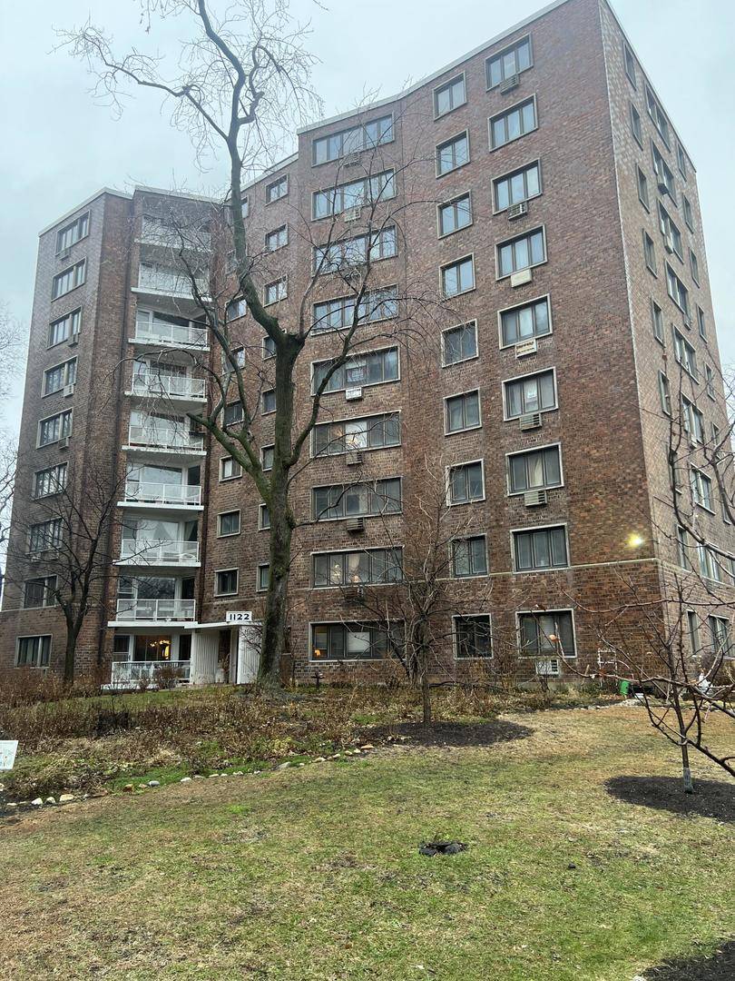 1122 W Lunt AVE #6C, Chicago, IL 60626