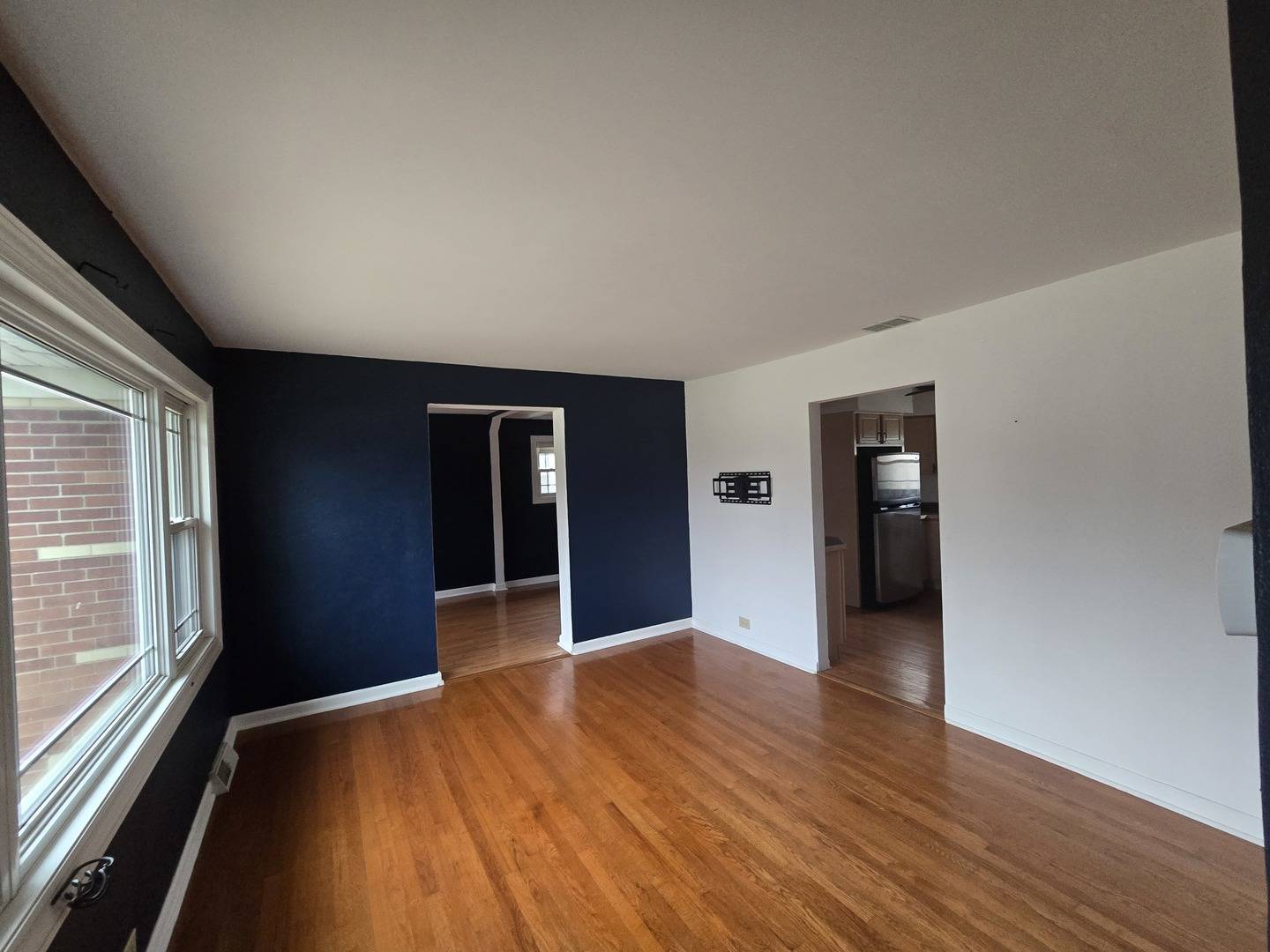 6108 Birmingham ST, Chicago Ridge, IL 60415