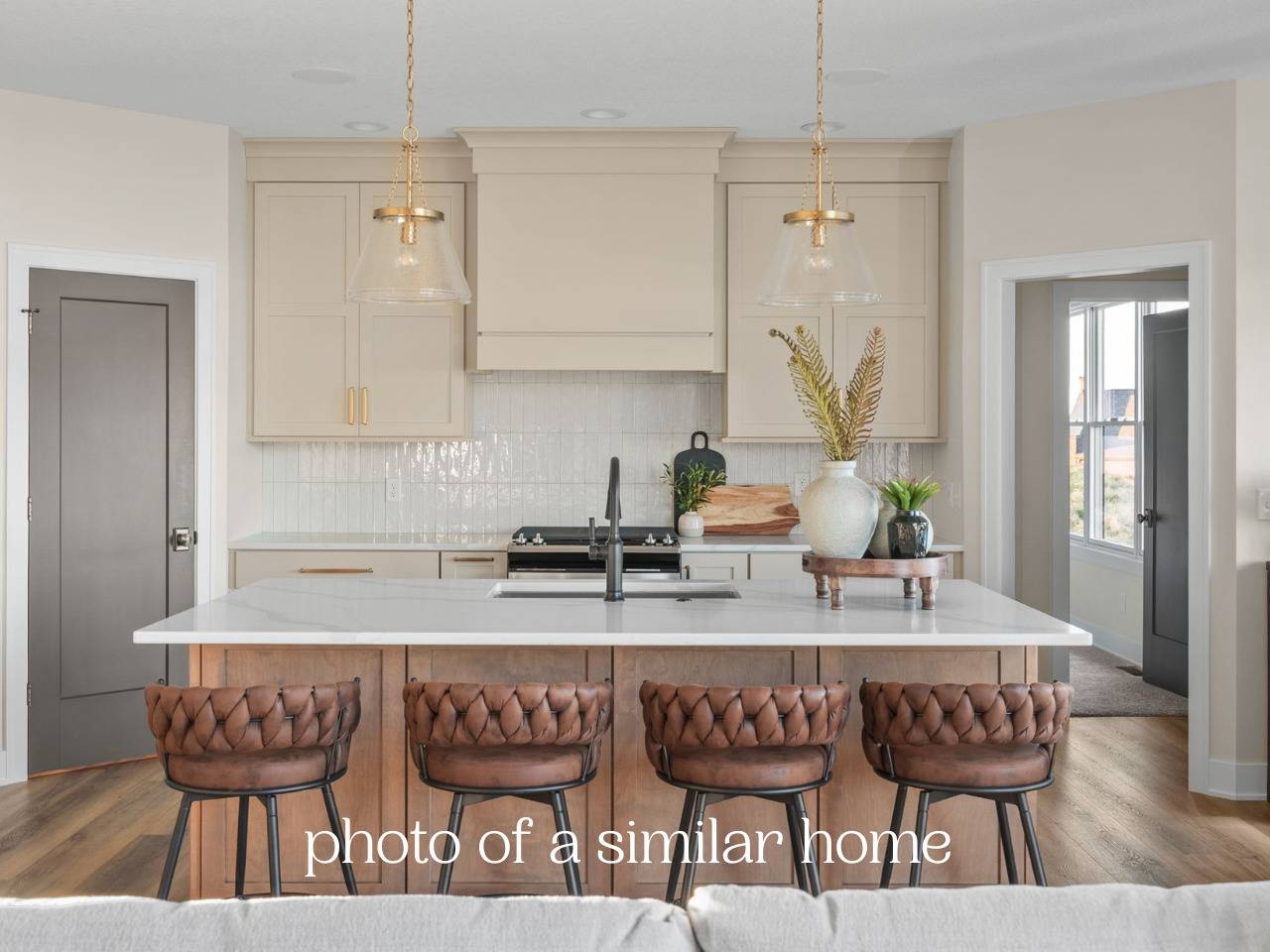 7105 Black Oak DR, Bettendorf, IA 52722