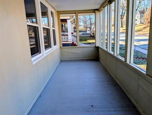 501 W 8TH ST, Davenport, IA 52803