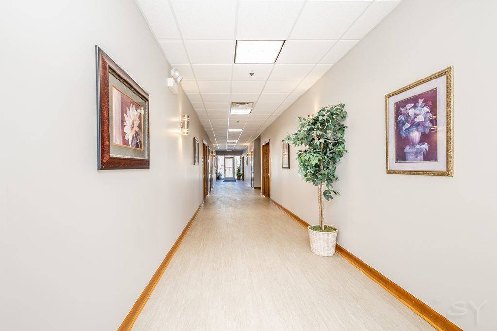 1510 Plainfield RD #2, Darien, IL 60561