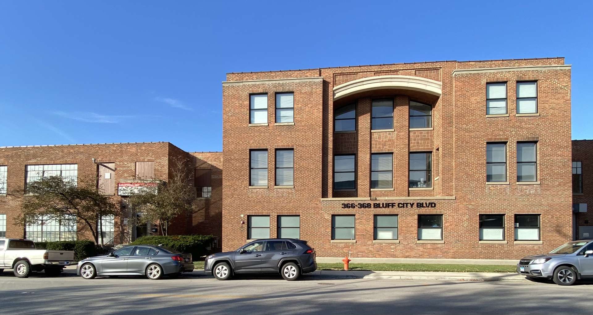366 Bluff City BLVD, Elgin, IL 60120