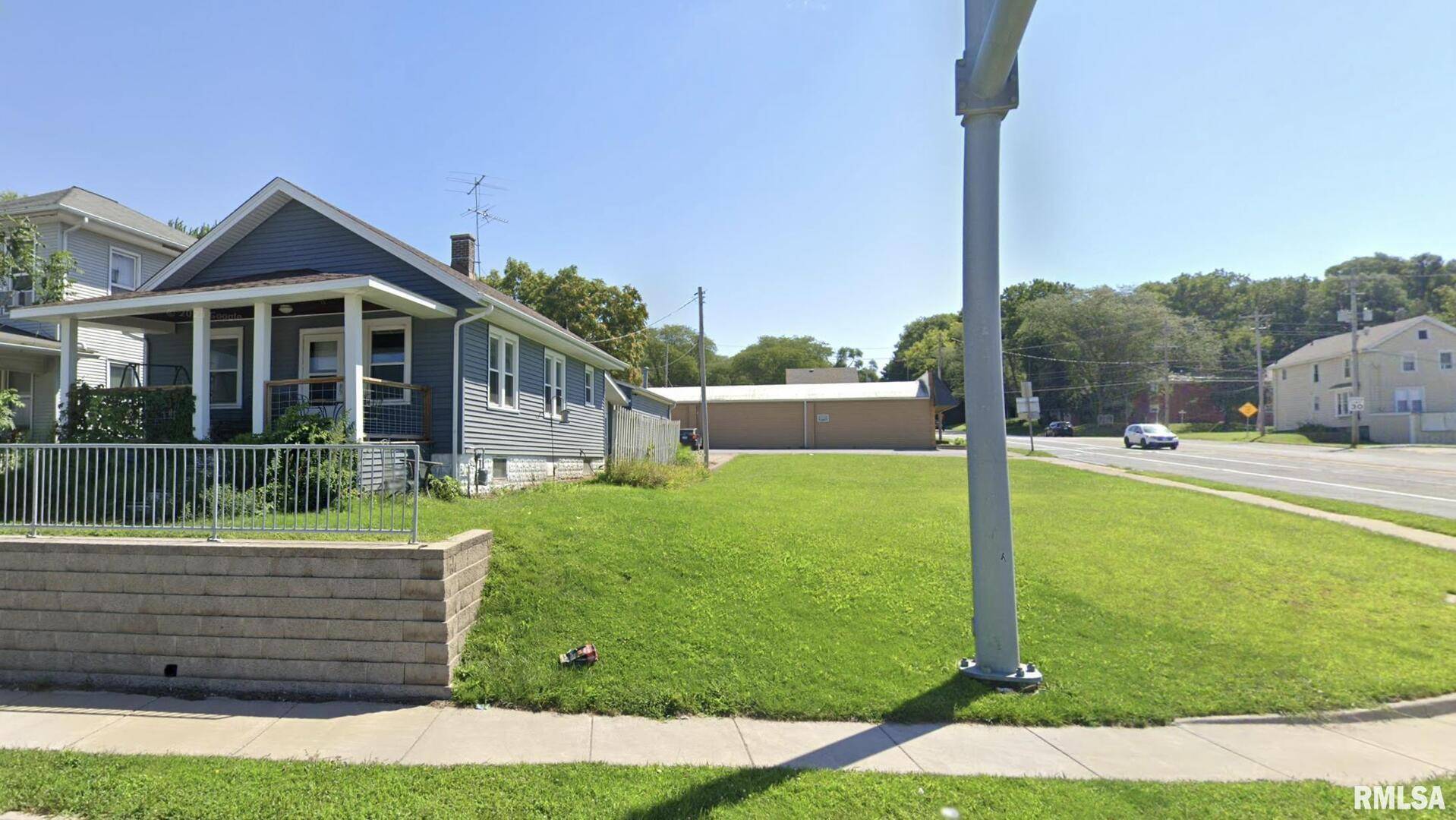 4529 11TH ST, Rock Island, IL 61201