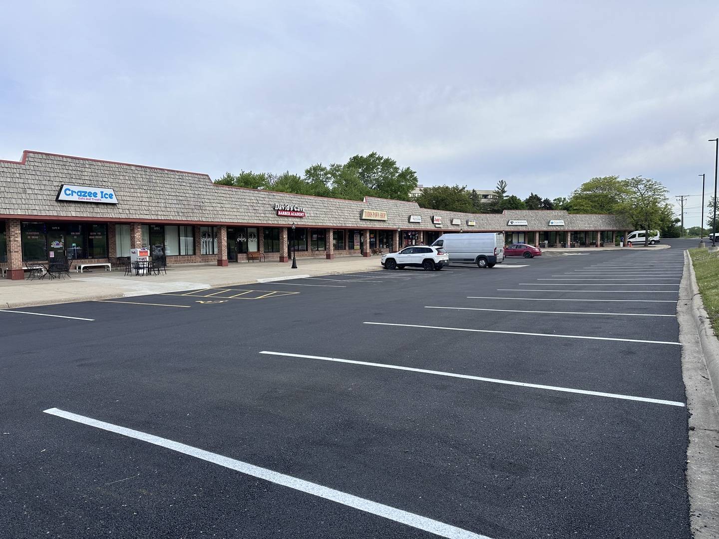 300 N Milwaukee AVE #LM, Lake Villa, IL 60046