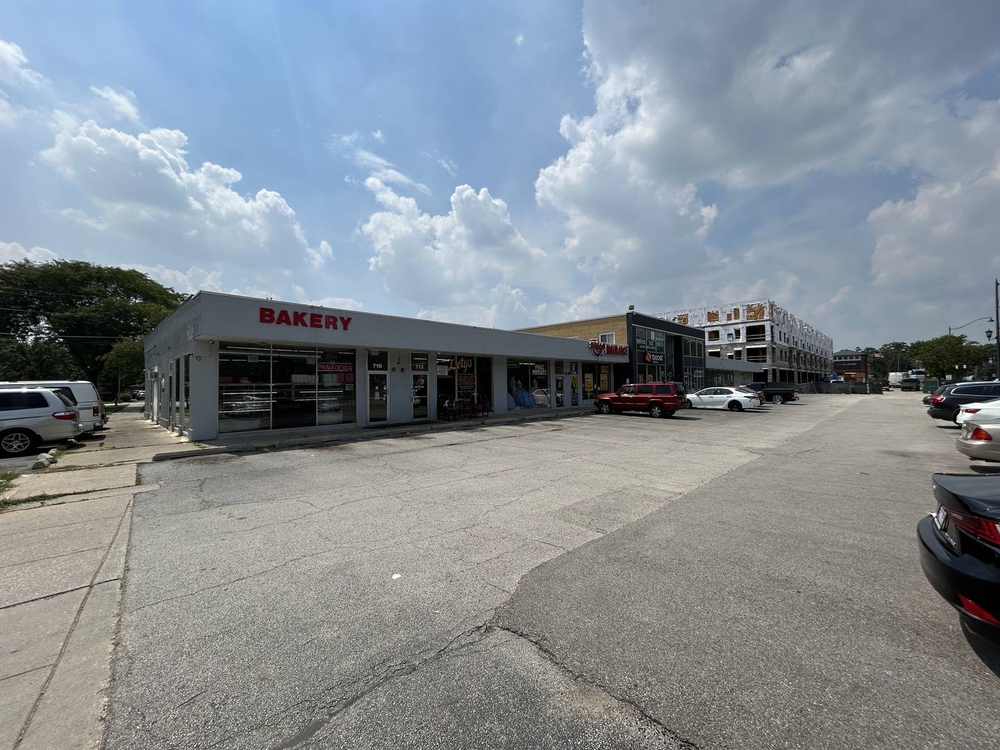 718 W Irving Park RD #718-A, Bensenville, IL 60106