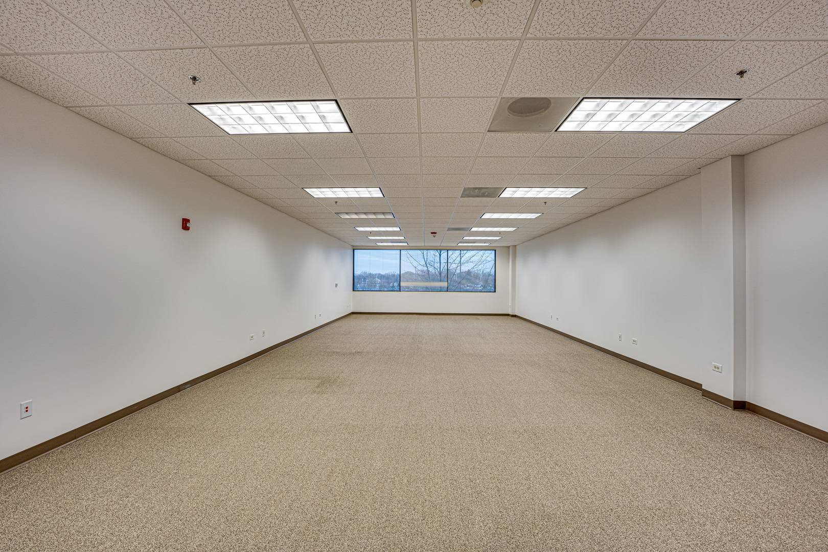 4200 Cantera DR #204, Warrenville, IL 60555