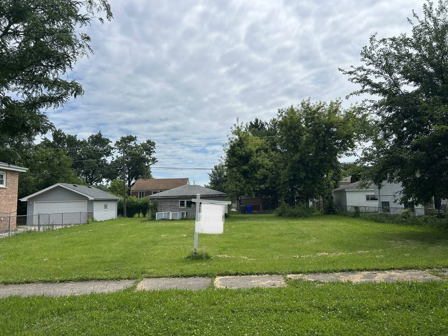 4223 Elm AVE, Lyons, IL 60534