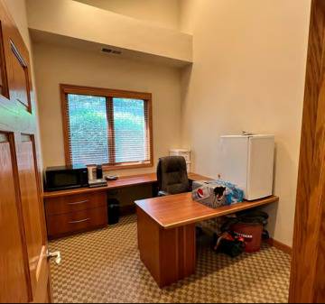 460 Briargate DR #500, South Elgin, IL 60177