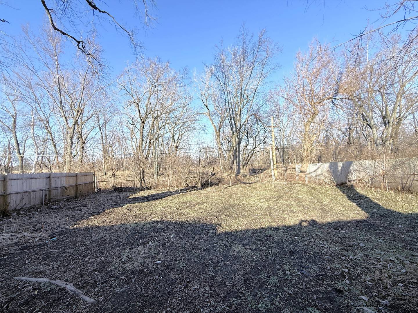 3330 Roesner DR, Markham, IL 60428