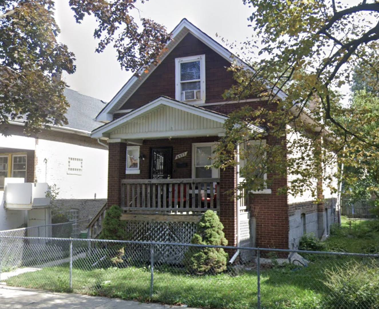 8527 S COLFAX AVE, Chicago, IL 60617