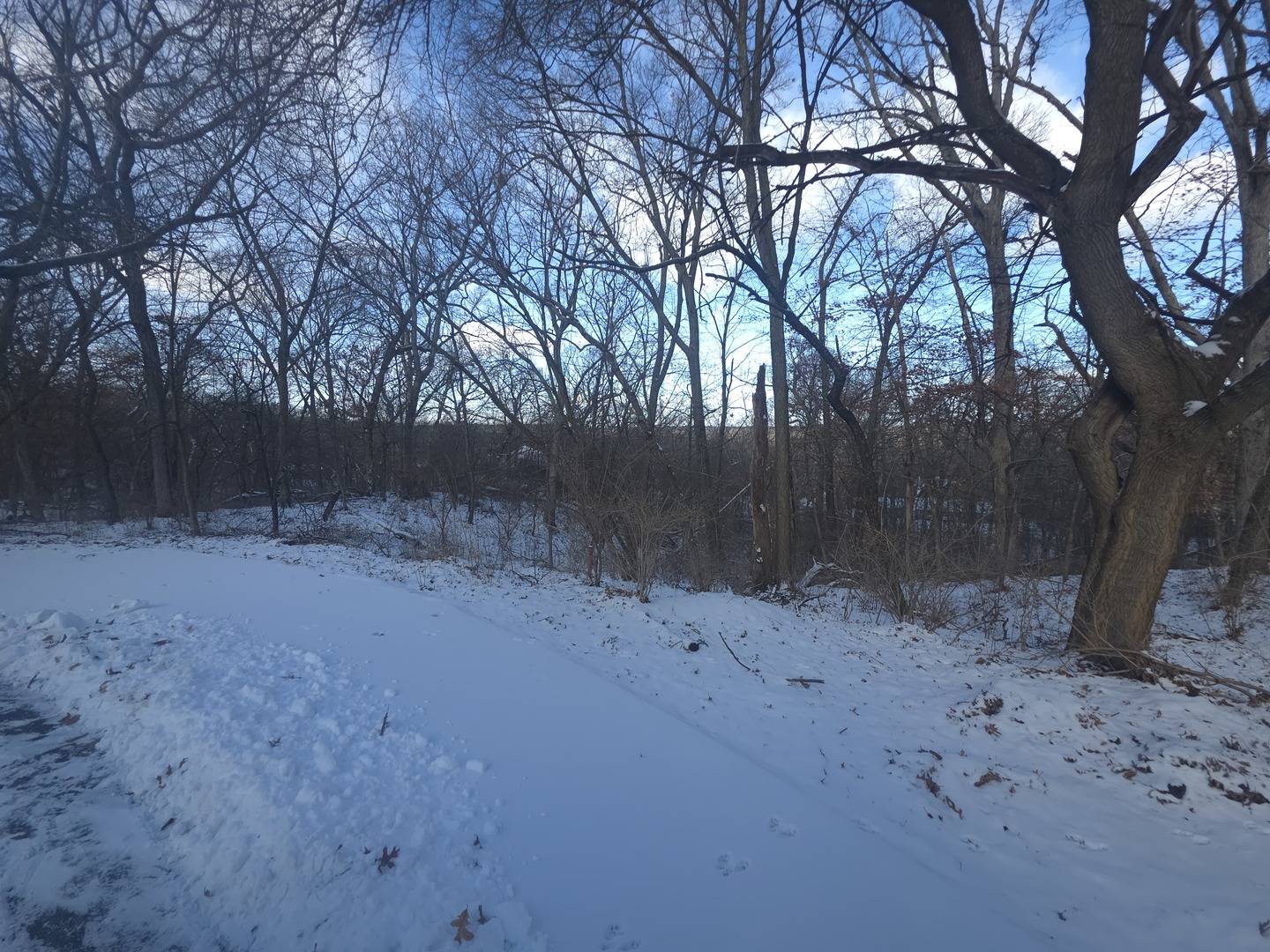 110 W Fork RD, Dixon, IL 61021