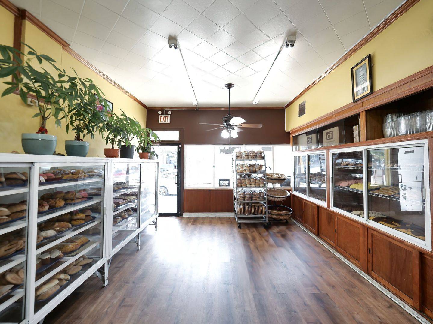 4242 S Archer AVE, Chicago, IL 60632