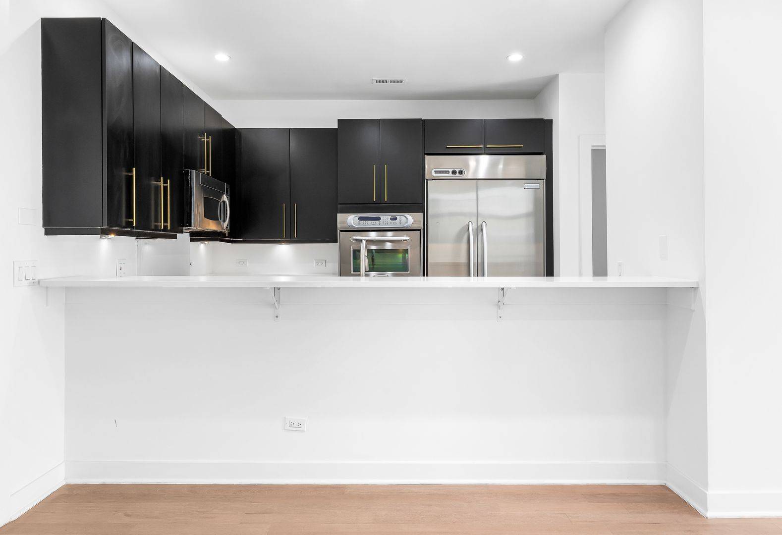 914 W Hubbard ST #304, Chicago, IL 60642