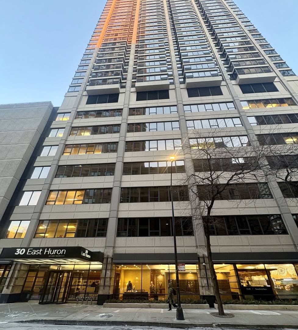 30 E Huron ST #3601, Chicago, IL 60611