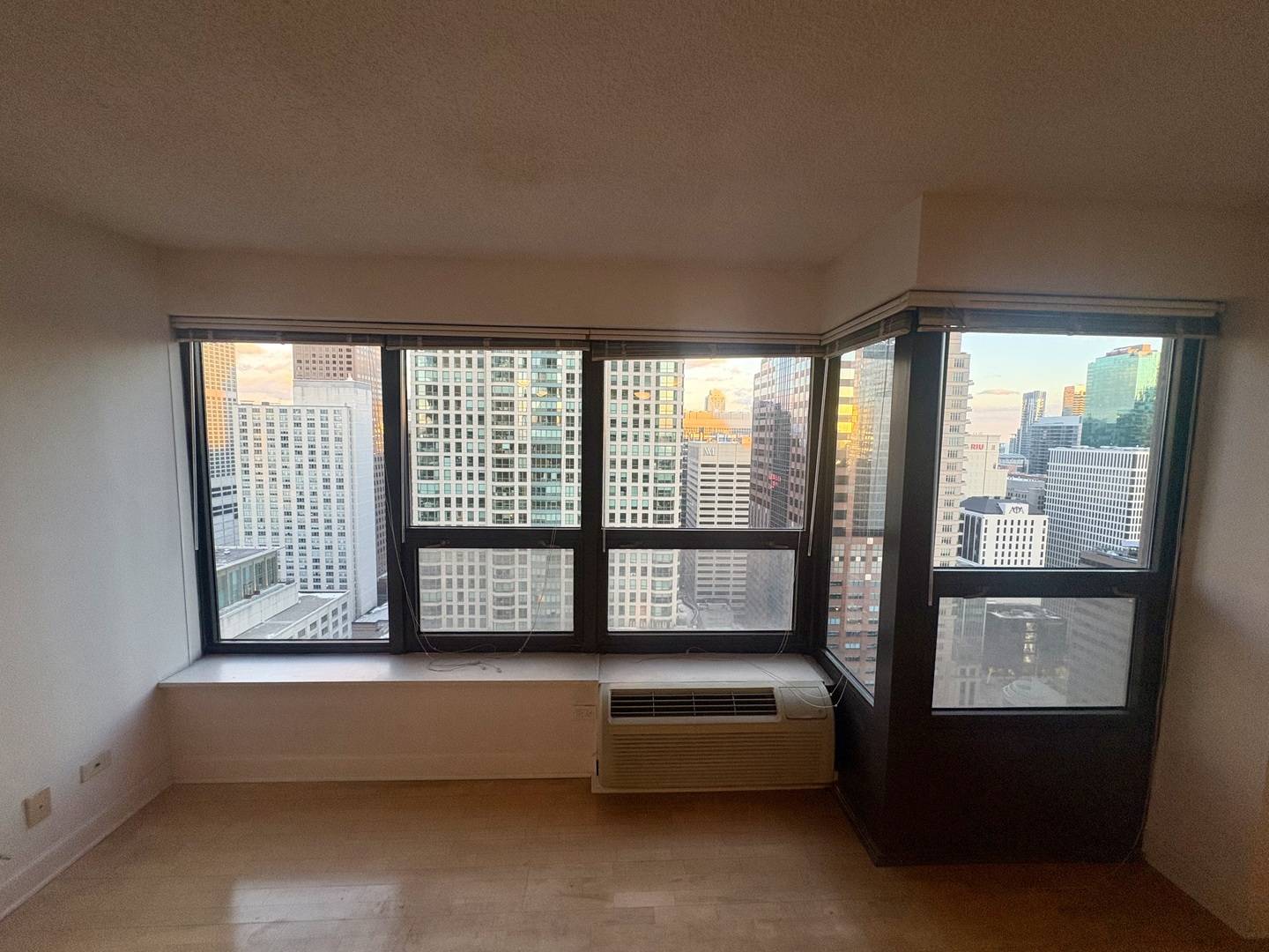 30 E Huron ST #3601, Chicago, IL 60611