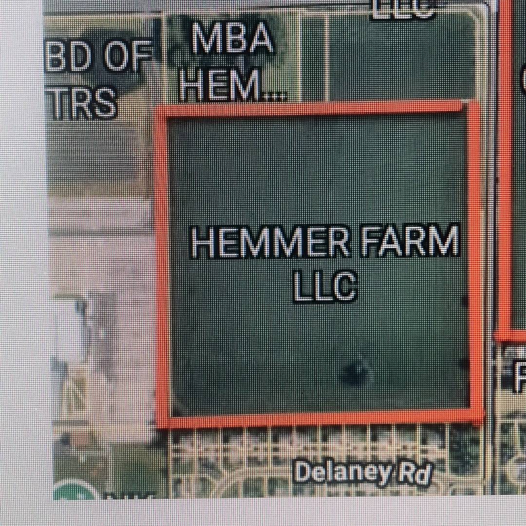 37.9 Hemmer RD, Huntley, IL 60142