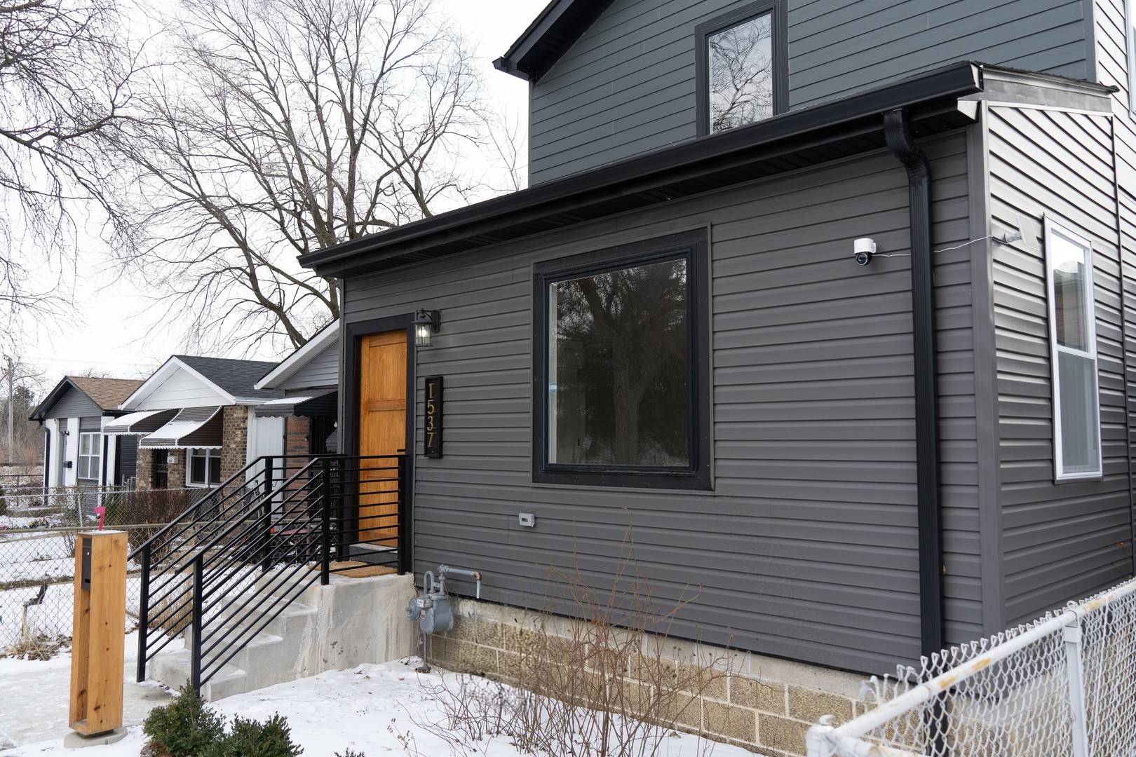 1537 W 110th ST, Chicago, IL 60643
