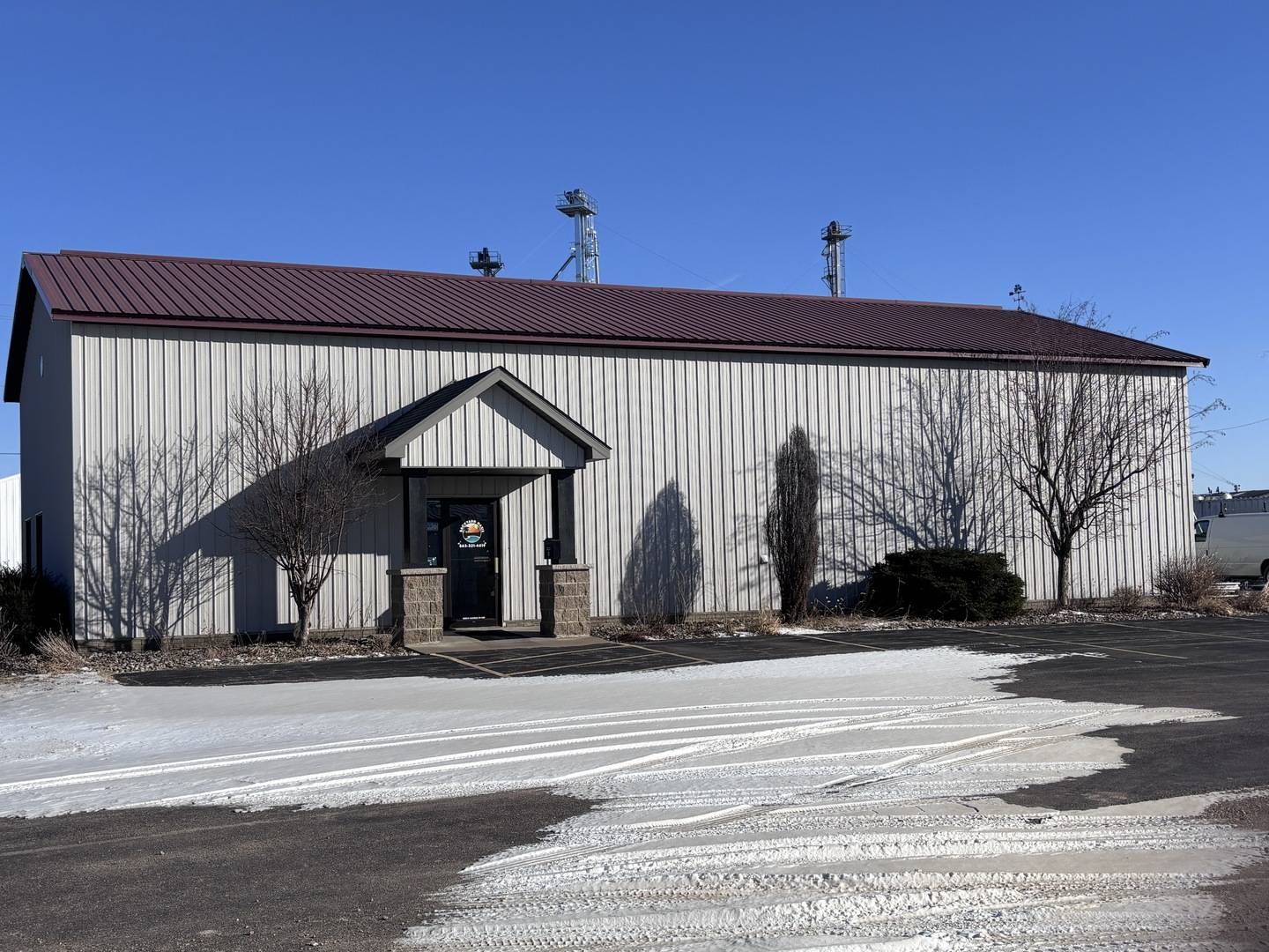 1579 Main AVE, Clinton, IA 52732