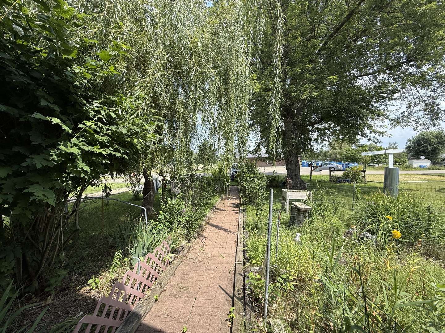 22-46 Woodhaven Lakes, Sublette, IL 61367