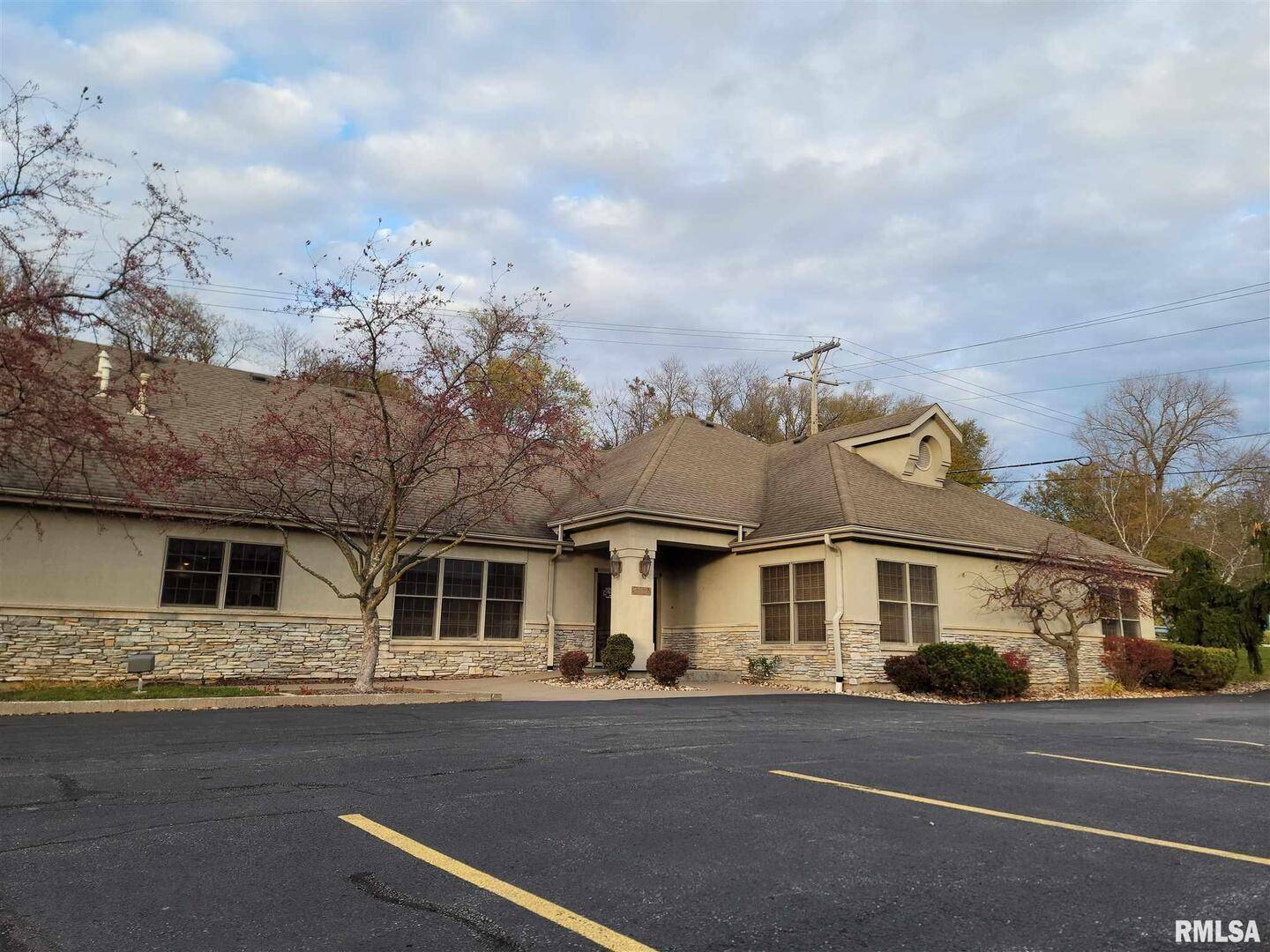 4720 38TH AVE #2, Moline, IL 61265
