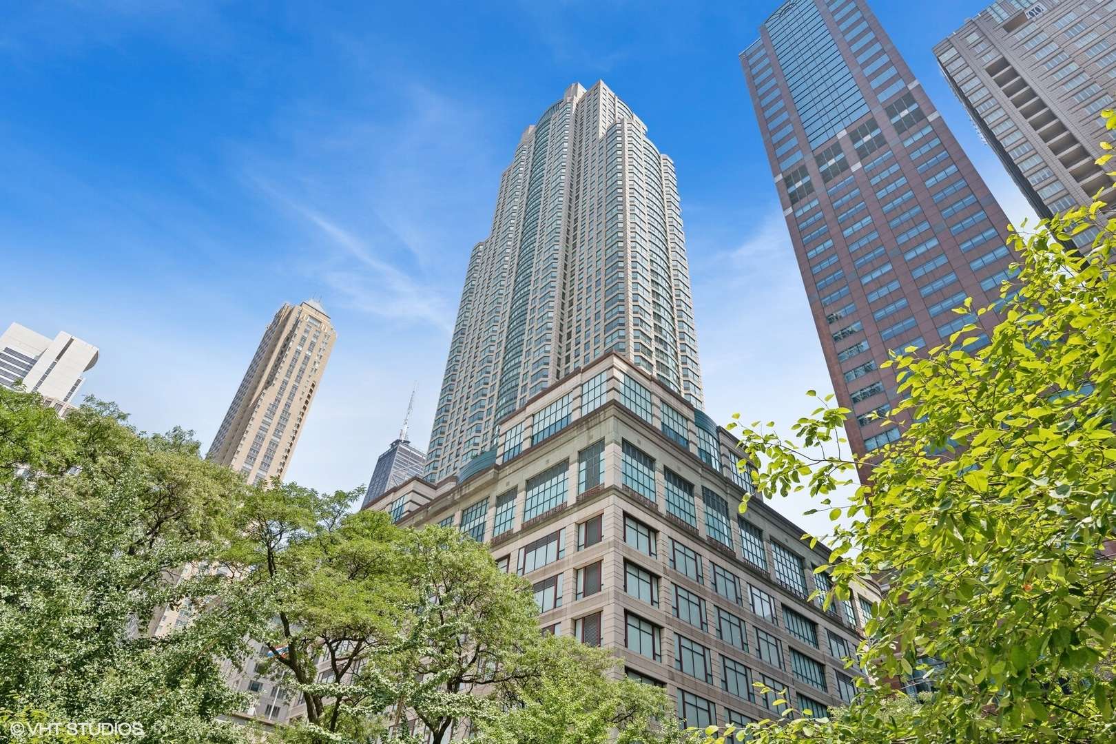 100 E Huron ST #3705, Chicago, IL 60611