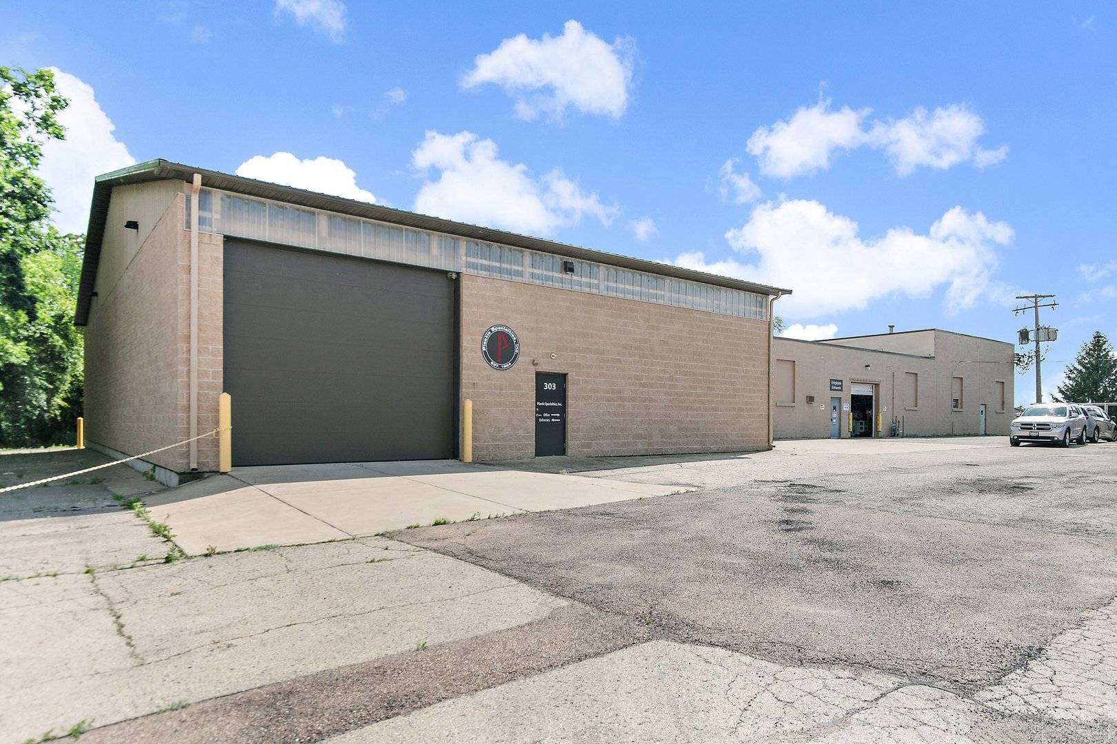303 Elgin AVE, Elgin, IL 60120