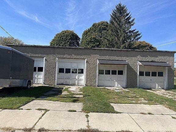 11 Lehigh AVE, Oglesby, IL 61348