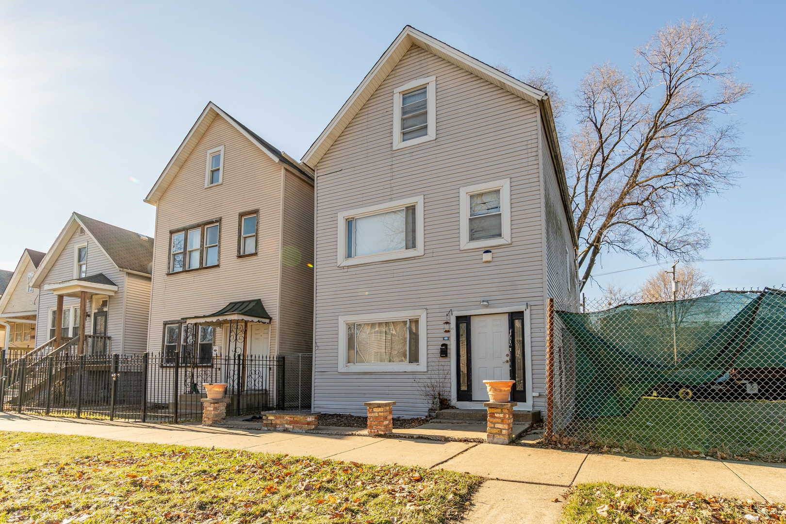 5228 S JUSTINE ST, Chicago, IL 60609