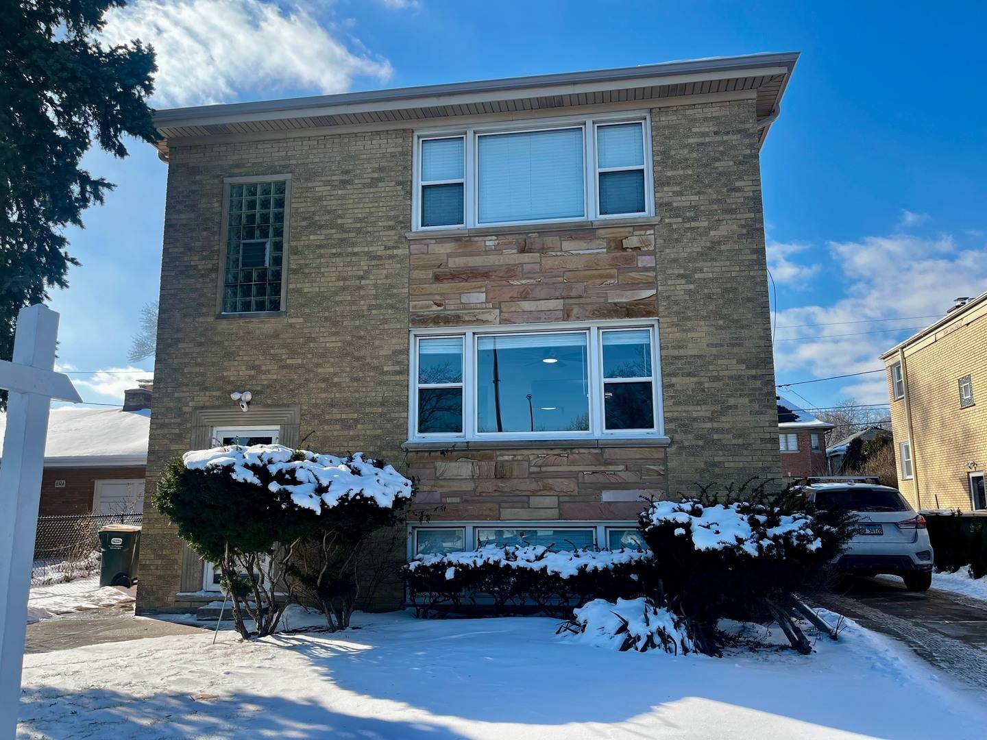 6522 N Spaulding AVE #2, Lincolnwood, IL 60712
