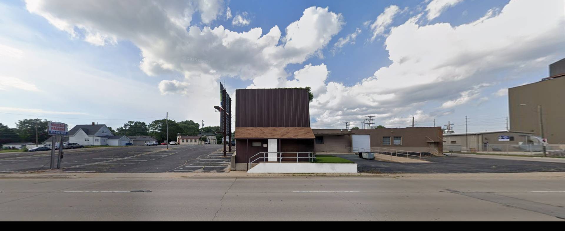 313 W Madison ST, Springfield, IL 62702
