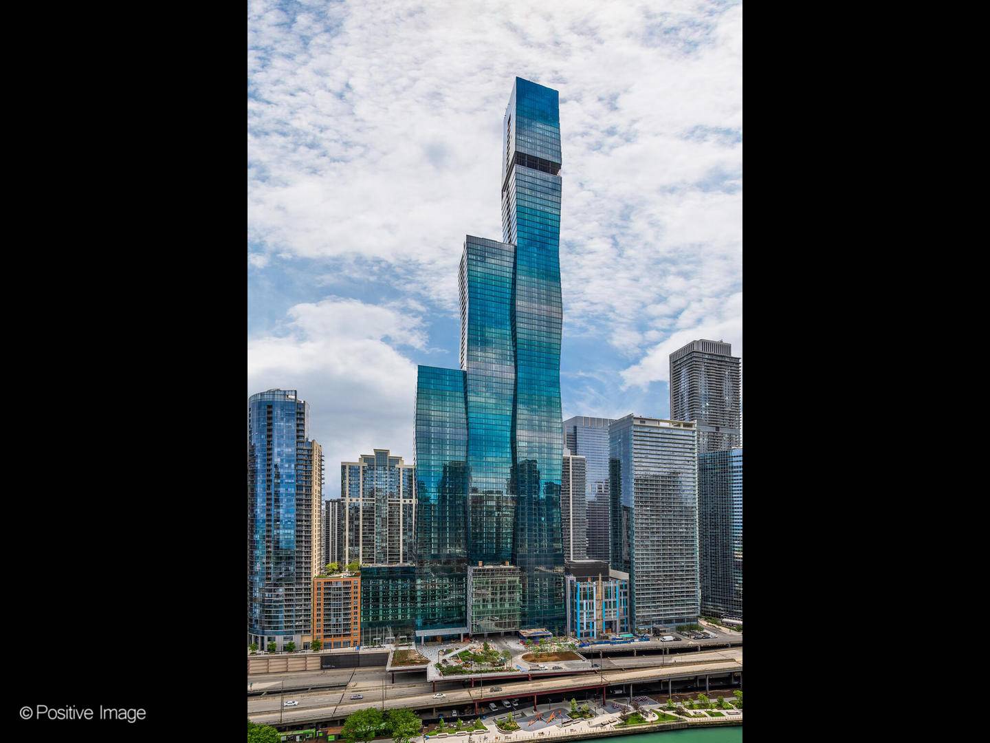 363 E Wacker DR #6805, Chicago, IL 60601