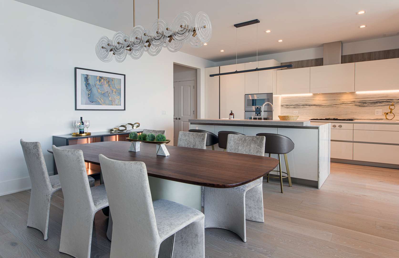 363 E Wacker DR #6403, Chicago, IL 60601