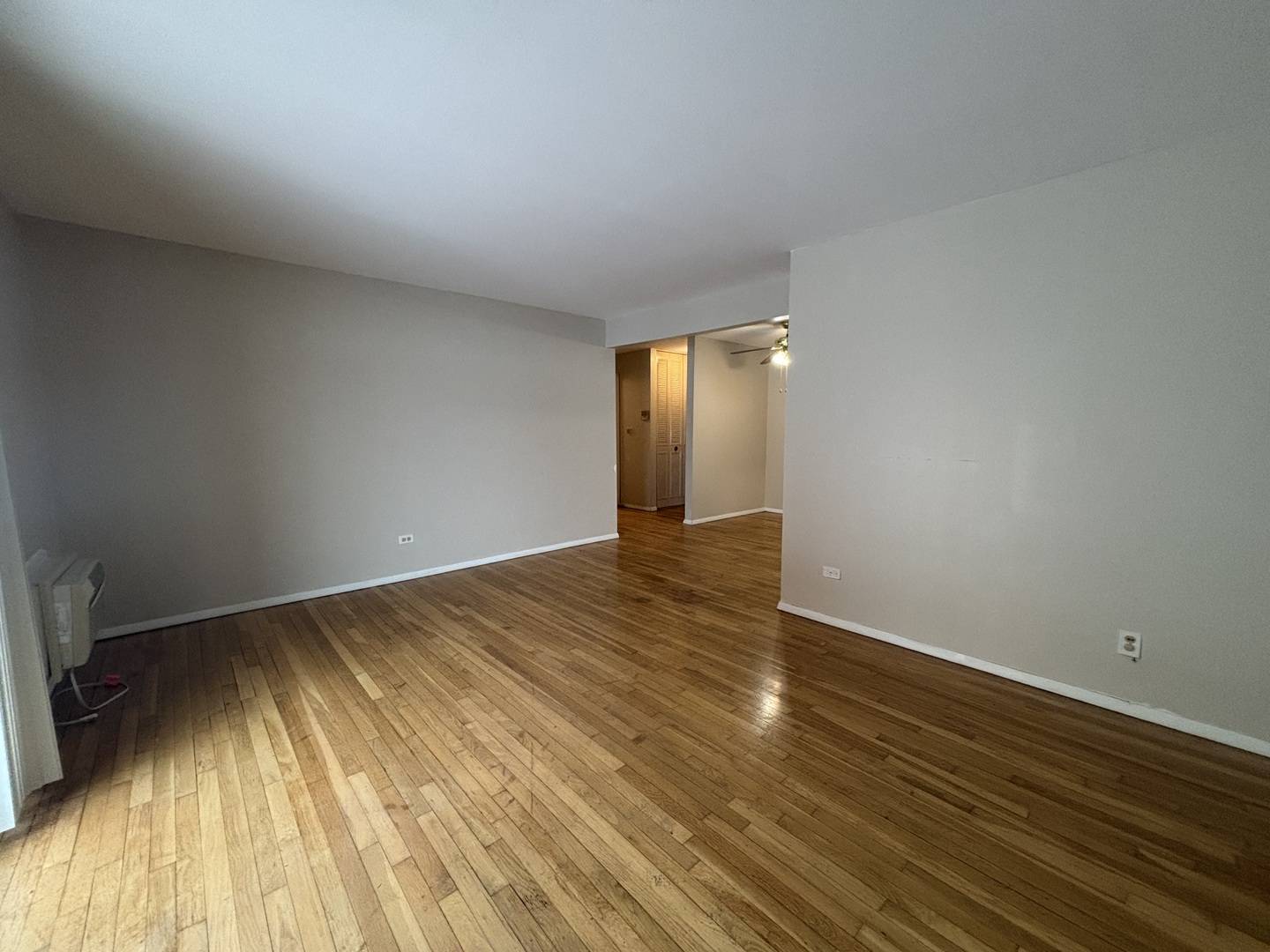 9546 Dee RD #1F, Des Plaines, IL 60016