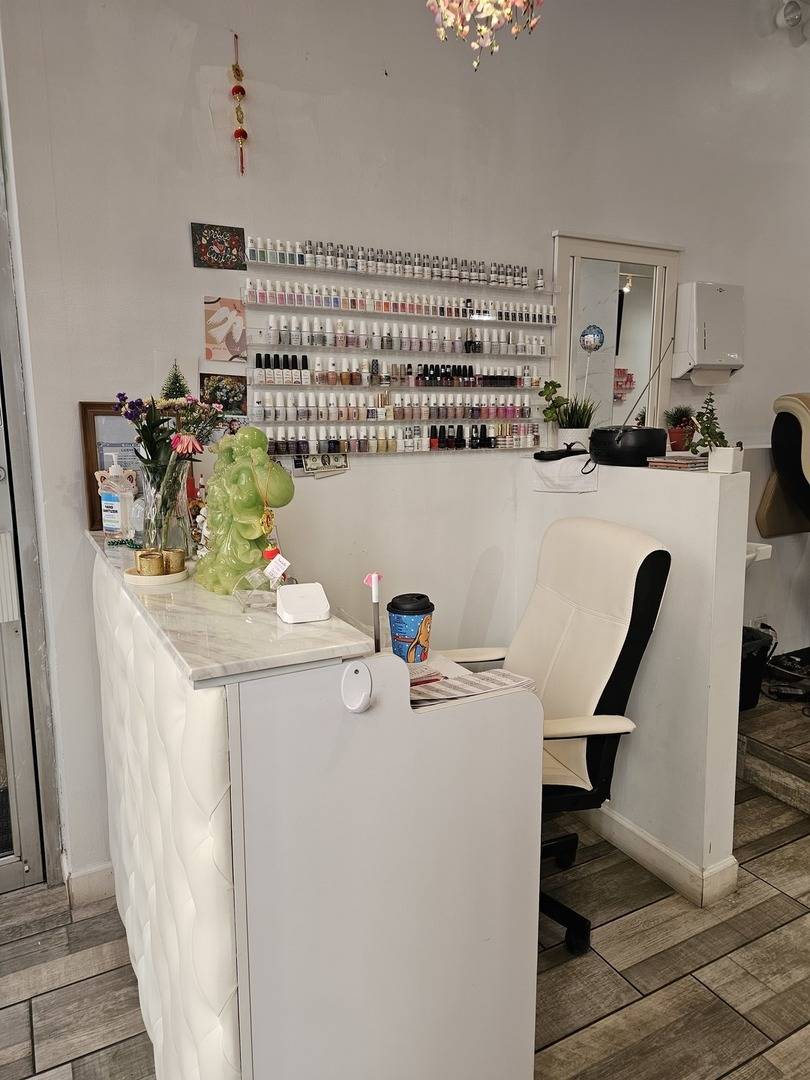 3110 N Sheridan RD, Chicago, IL 60657