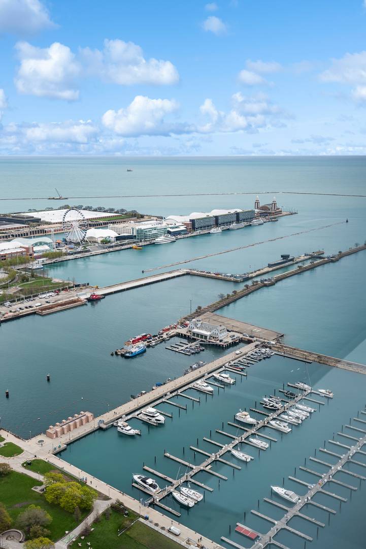 155 N Harbor DR #5407, Chicago, IL 60601