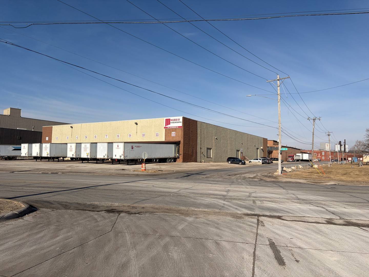 1701 Rockingham RD, Davenport, IA 52802