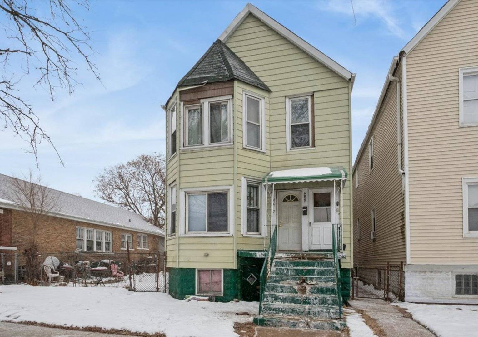 6027 S Loomis BLVD, Chicago, IL 60636
