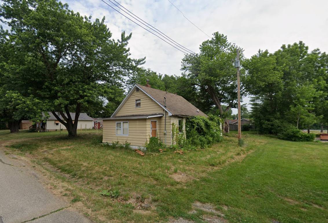 153 E Main ST, Canton, IL 61520