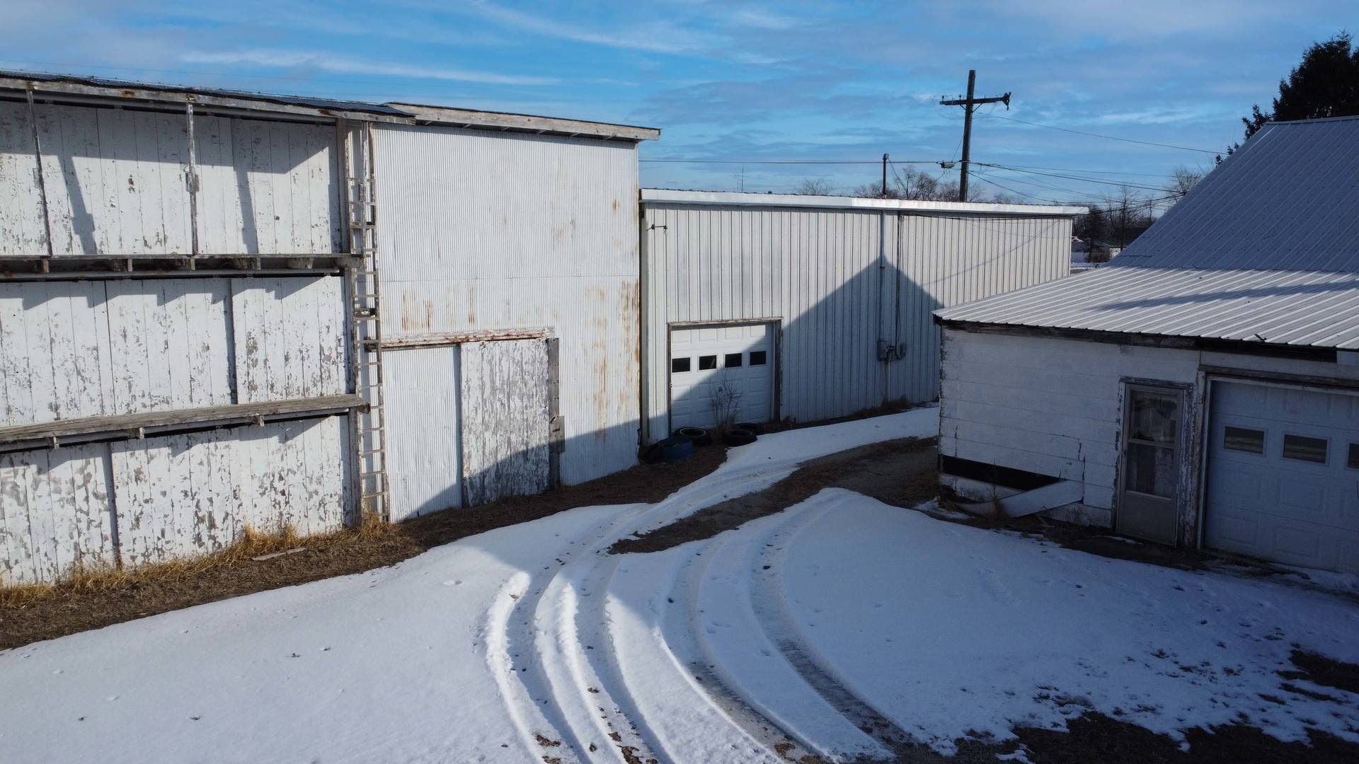 7429 E Chinquy, St. Anne, IL 60964