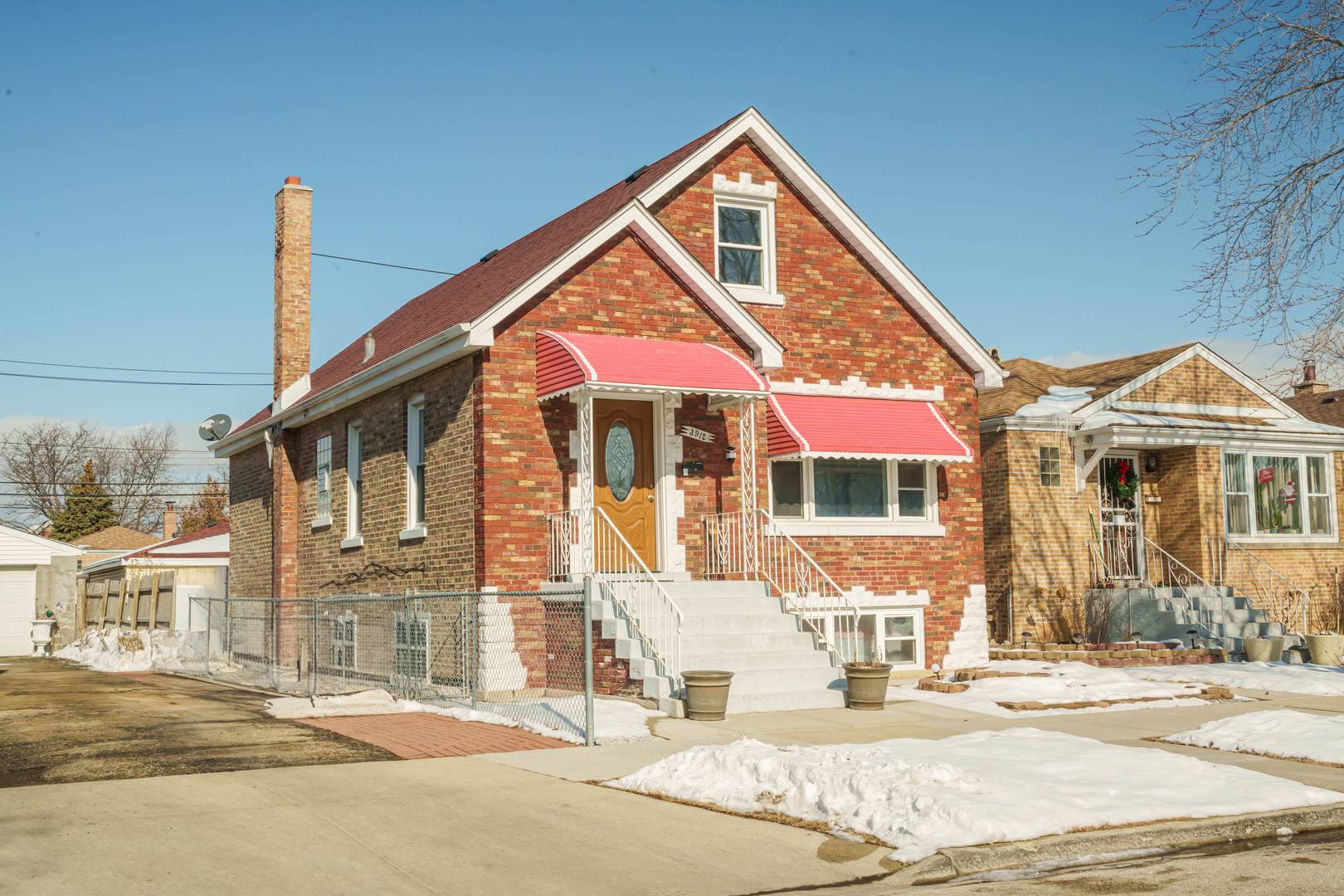 3912 W 55th PL, Chicago, IL 60629