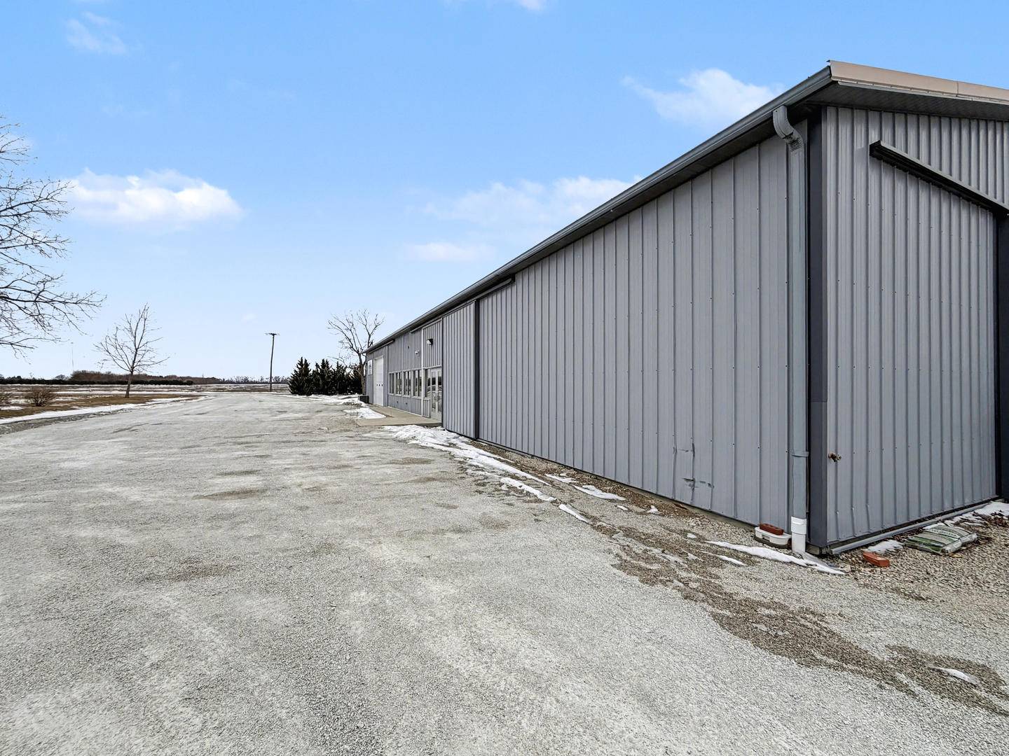 500 N Pine ST, Onarga, IL 60955