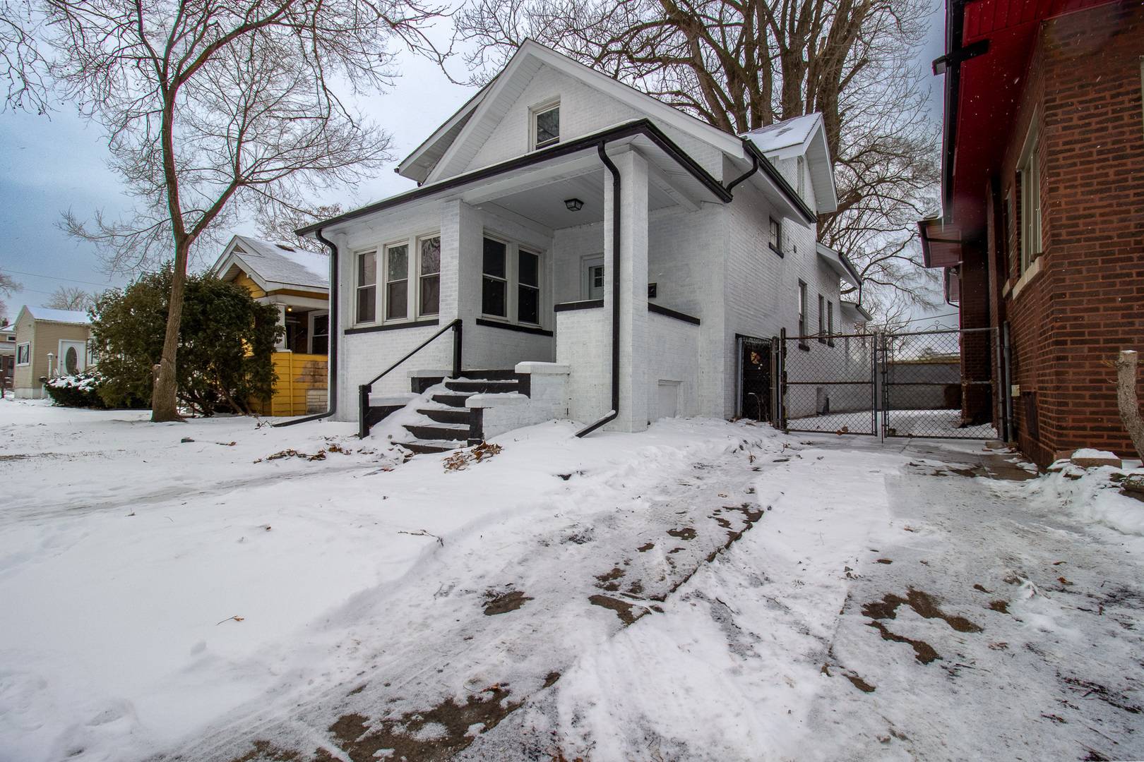 678 Douglas AVE, Calumet City, IL 60409