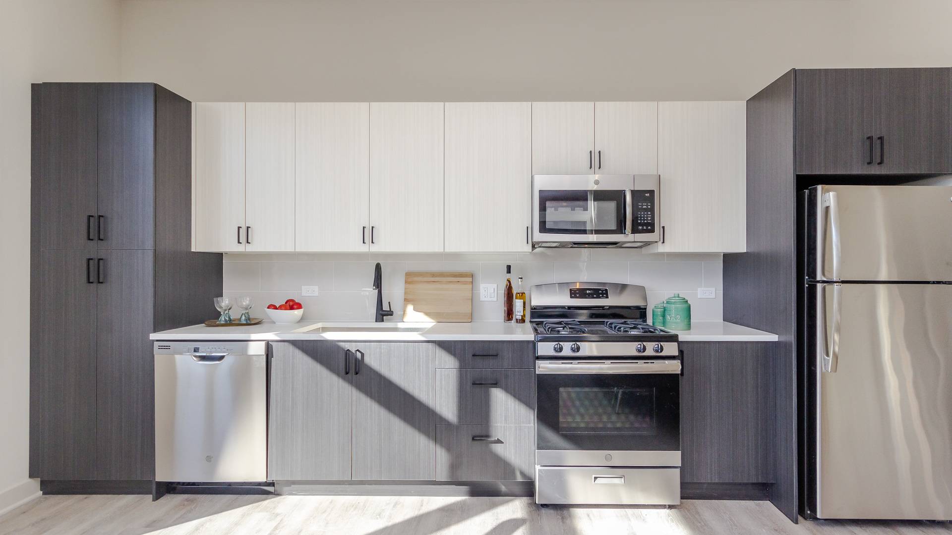1502 W Ainslie ST #208, Chicago, IL 60640