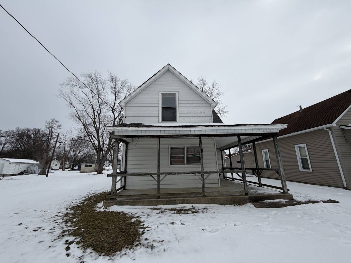 510 N 3rd ST, Hoopeston, IL 60942