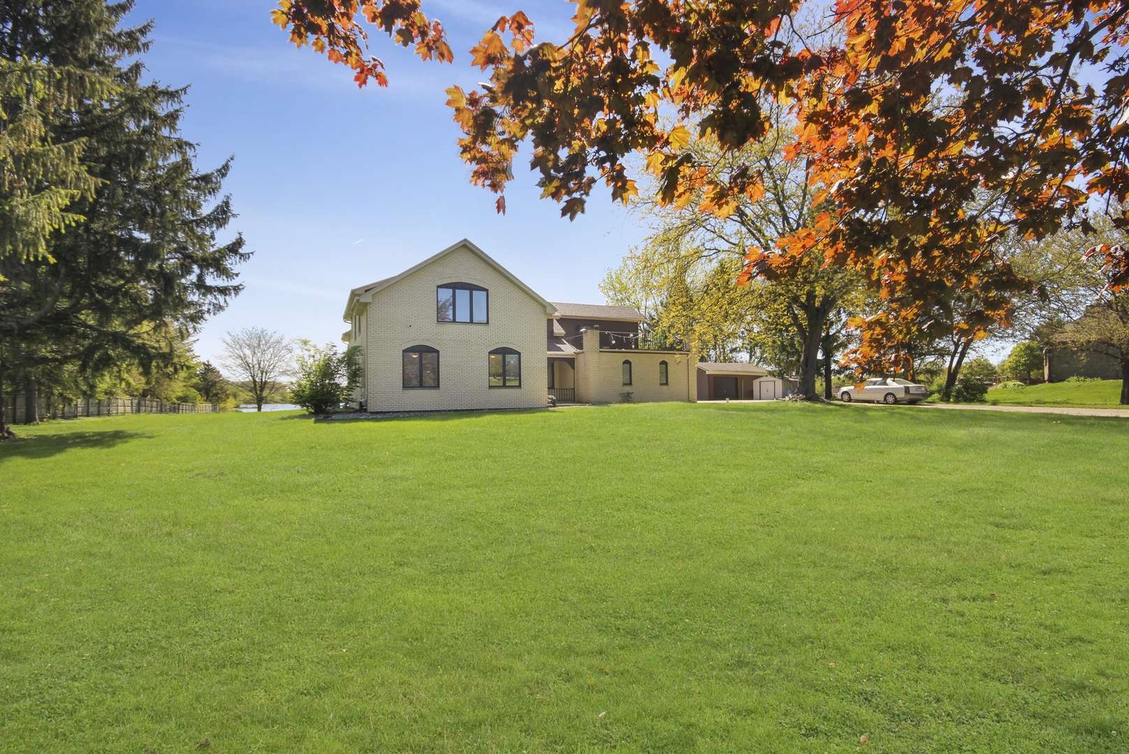 3321 E Reichert DR, Crete, IL 60417