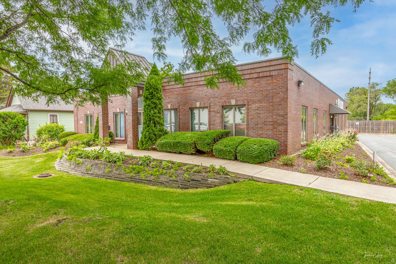 4900 Reilly PL, Lisle, IL 60532