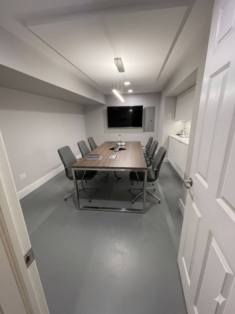 2816 N Lincoln AVE #Basement, Chicago, IL 60657